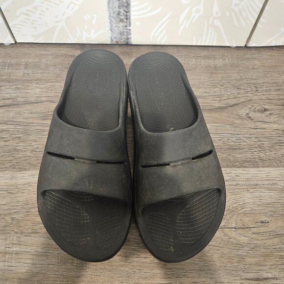 OOFOS Slides Men's 11 Women's 13 Black - Picture 3 of 11